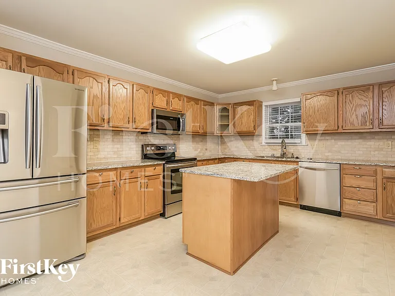 4767 Audrey Dr — Photo 6