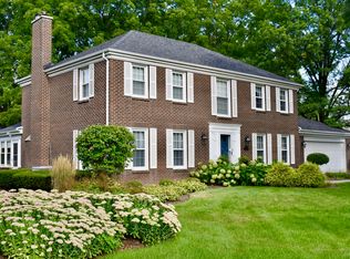 760 S White Willow Bay, Palatine, IL 60067