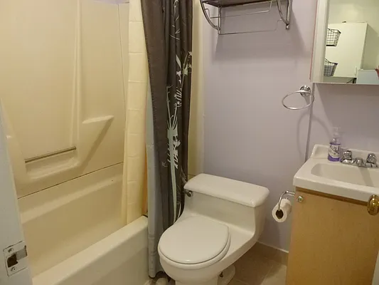 Rented by Stefan R. Capan, LREB | media 25