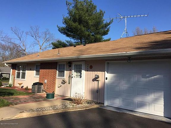2nd image of 494B Thornbury Ct