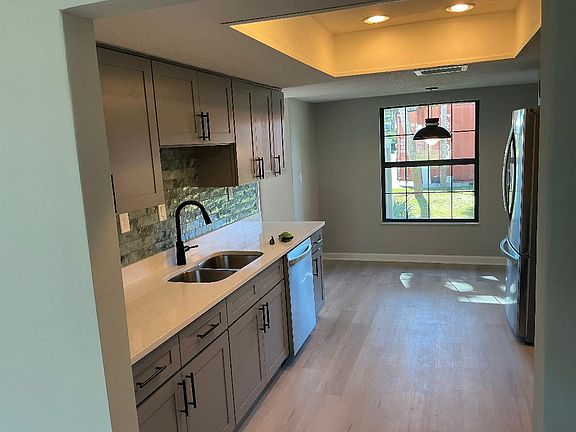 4th image of 11549 W Bayshore Dr #111
