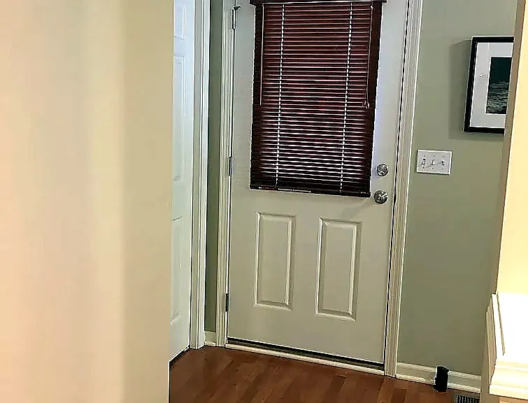 798 Stevens Pointe Dr SE — Photo 2