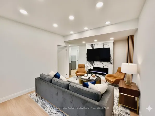 3186 Hines Dr, Oakville, ON