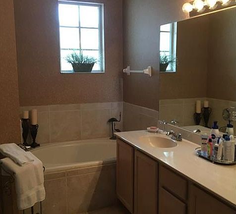 5th image of 8976 Greenwich Hills Way APT 202