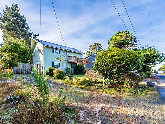 4th image of 30 Division St