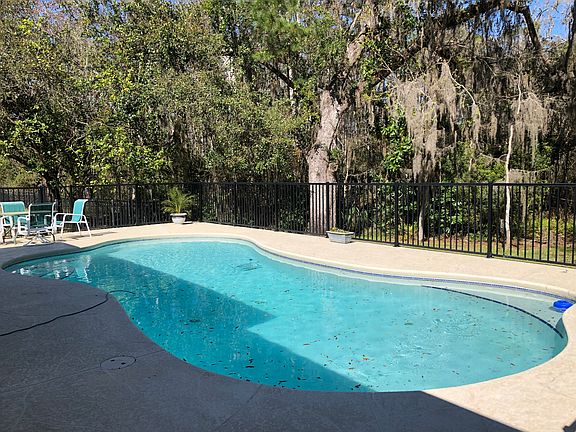 Peaceful backyard Preserve