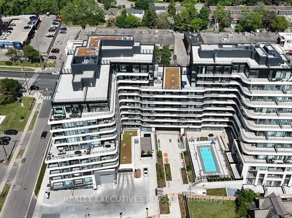 8188 Yonge St #501, Vaughan, ON L4J 0M2