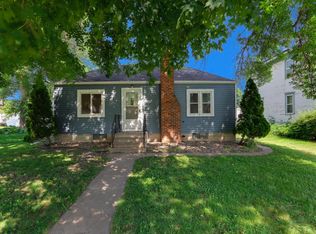 208 1st Ave SE, Nya, MN 55397