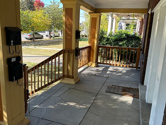 2nd image of 2306 Belmont Blvd APT 2