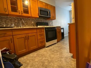 20-58 29th St #3, Astoria, NY 11105