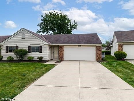 1st image of 170 Sturbridge Dr