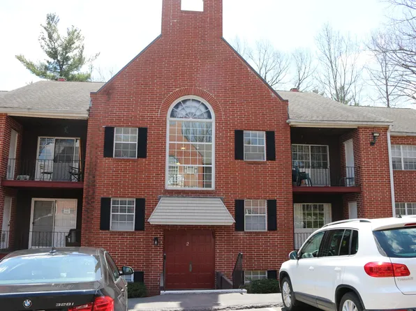 2 Louisburg Sq APT 12, Nashua, NH 03060