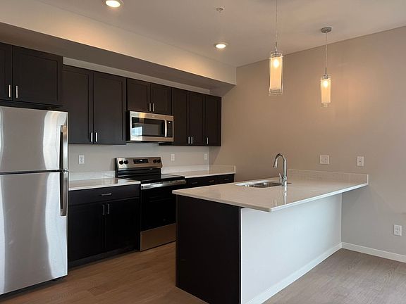 5th image of 141 Clark Dr SW Unit 2