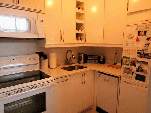5th image of 27 W 15th St APT 2R