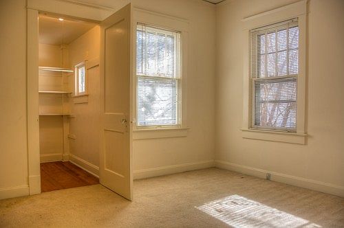 4th image of 2115 Central Ave