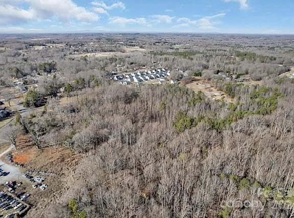 5th image of 114 Costner School Rd