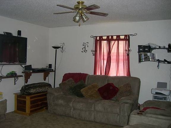 4th image of 530 Jeanette St