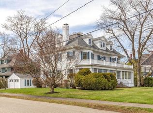 92 Bacon St, Winchester, MA 01890