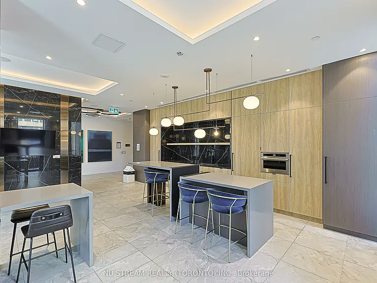 252 Church St #4708 — Photo 43