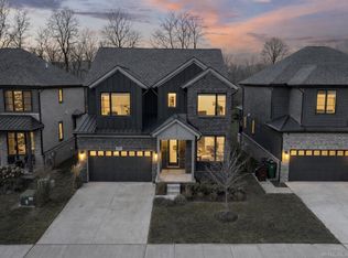 54815 Camden Ct, Shelby Township, MI 48316