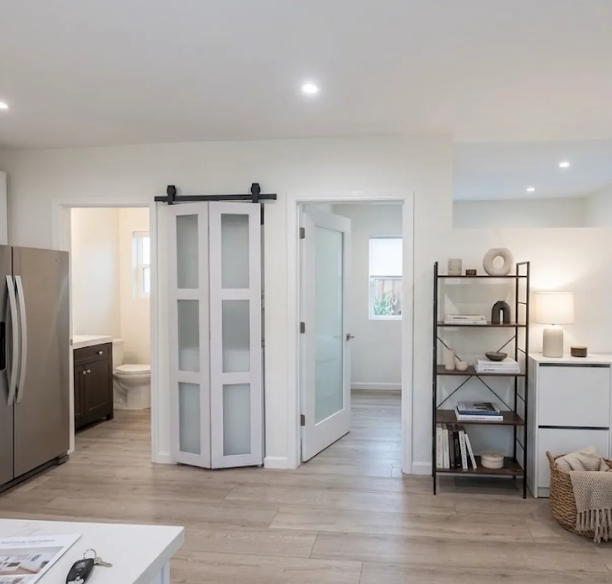 1 bed, 475 sqft, $2,100 — Photo 3