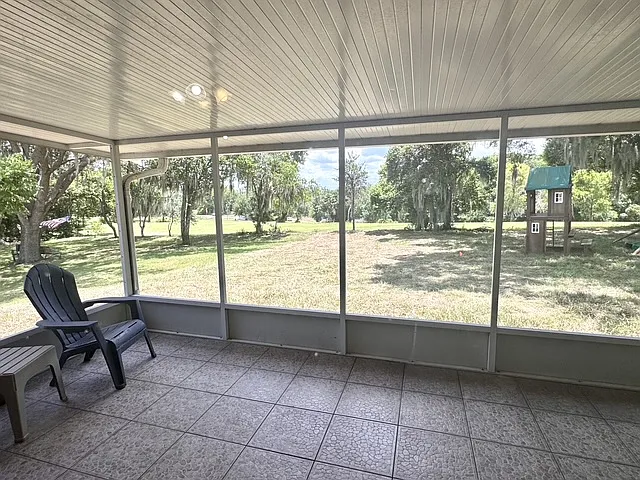 12584 Wedgefield Dr — Photo 13