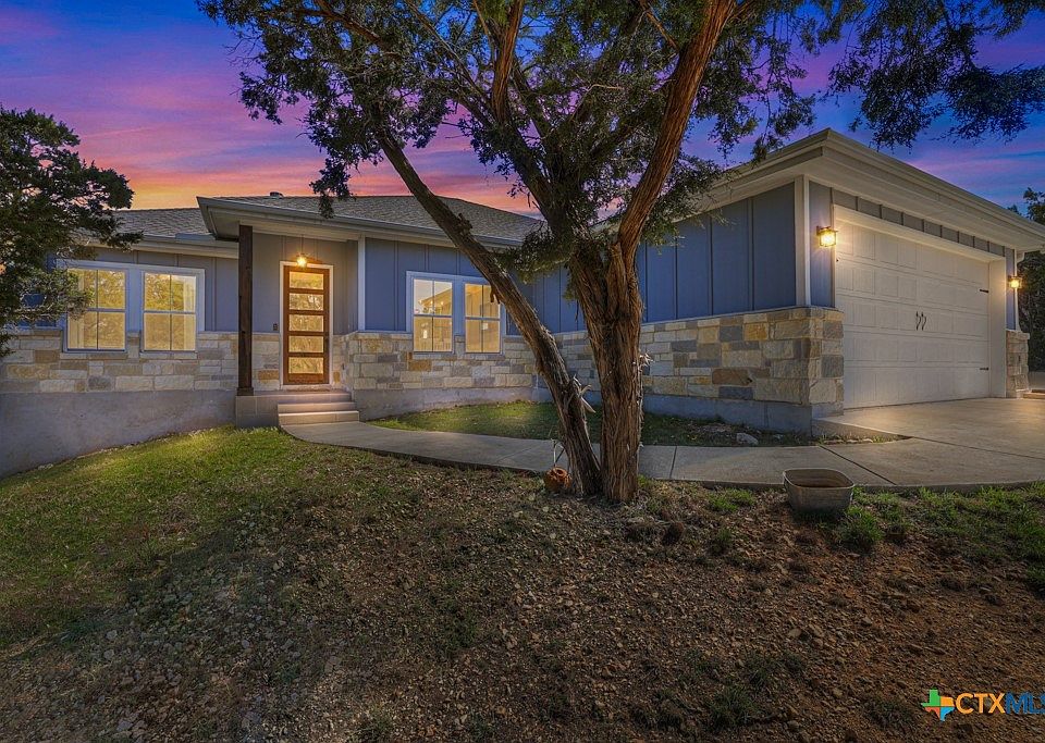 1st image of 315 Hilltop Rdg