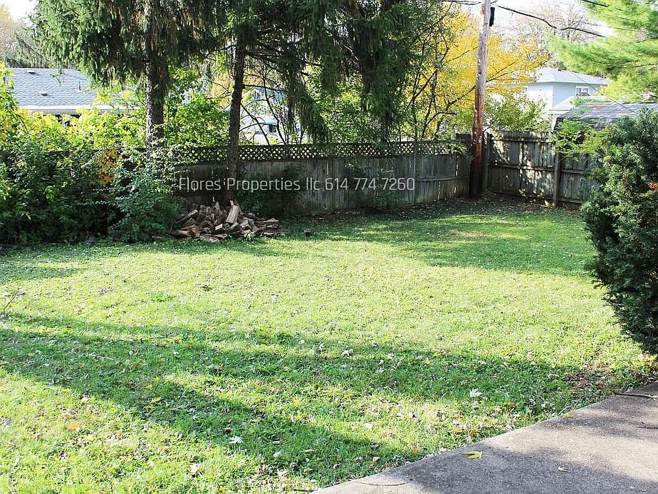 2nd image of 1385 Gumwood Dr