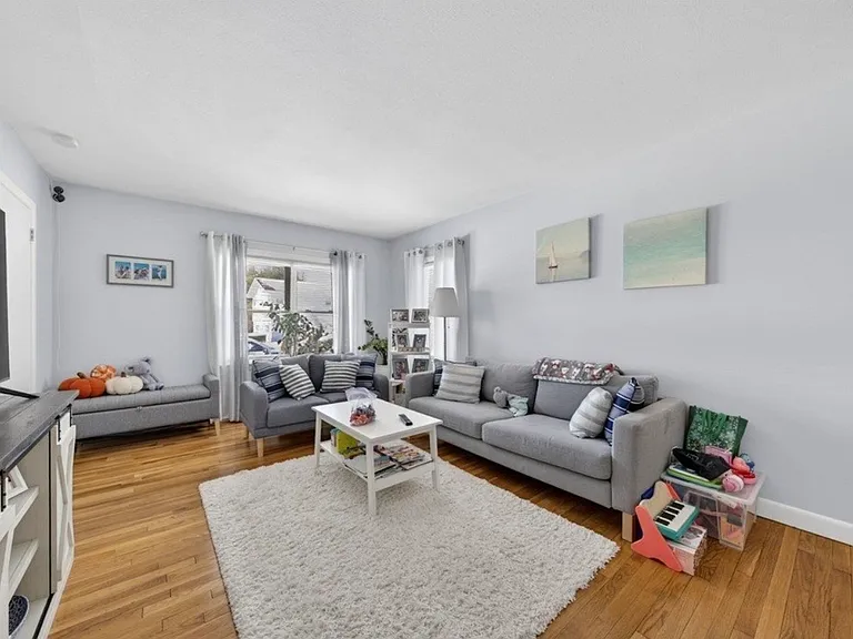 184 Alva St #1L — Photo 4