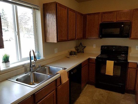 5th image of 5208 E Grace Ave