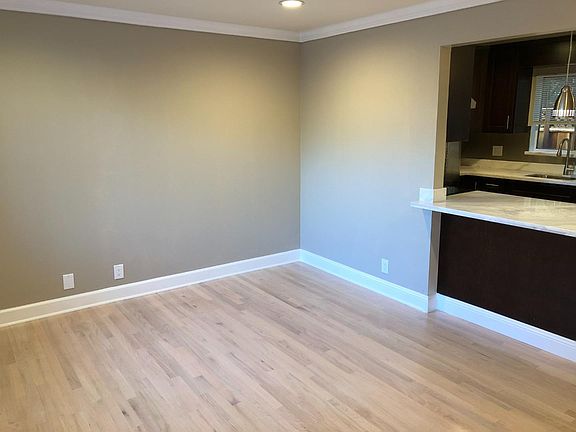 3rd image of 448 Mariposa Ave APT 1