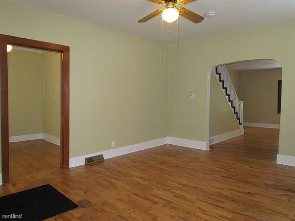 4th image of 749 Crosby St NW
