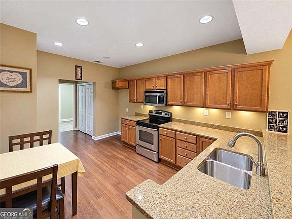 4th image of 1213 Brookstone Way