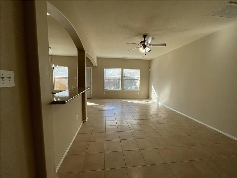 6119 Yorktown Meadow Ln — Photo 5