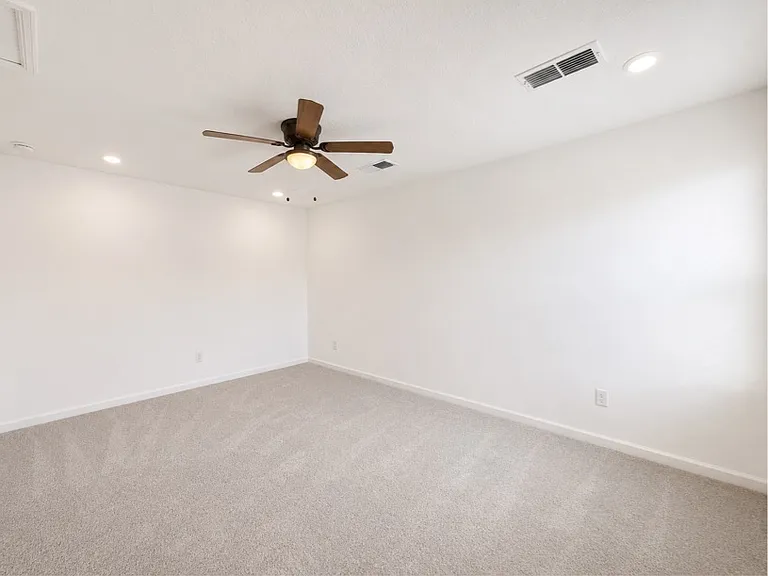 67 Old Bull Bay Ct — Photo 17