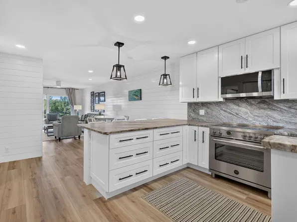 200 N El Mar Drive #B202, Jensen Beach, FL 34957
