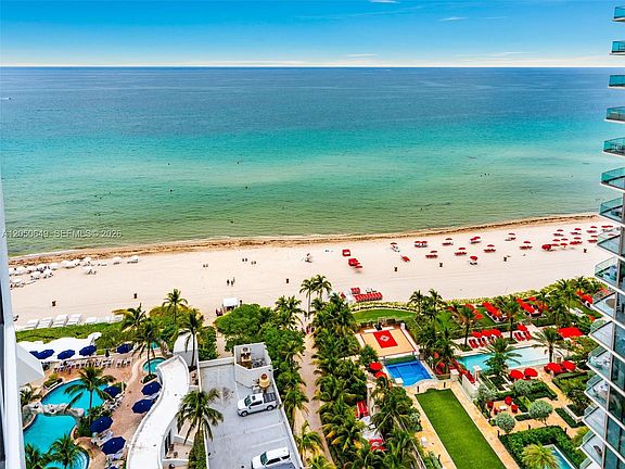 3rd image of 18001 Collins Ave #1814