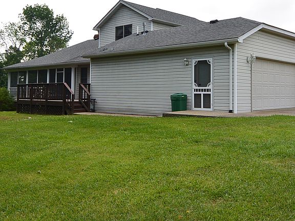 4th image of 1002 Steeplechase Ct