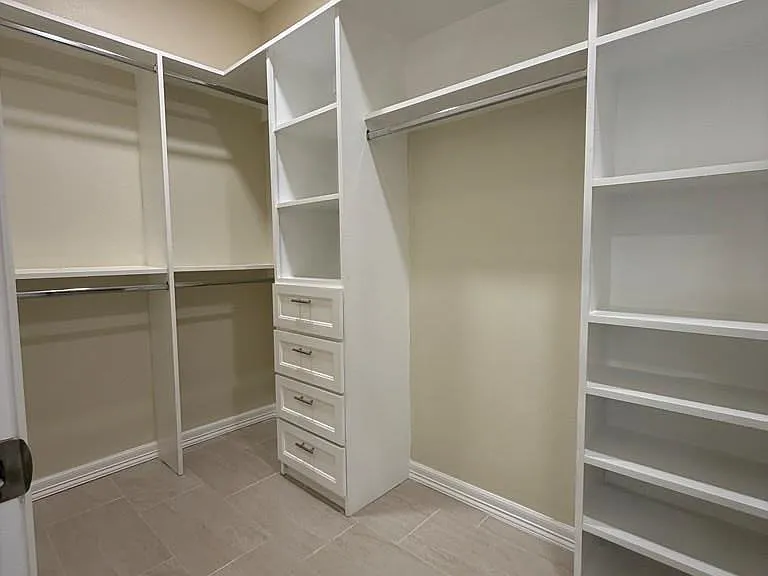 3730 Avenida Residencial — Photo 9