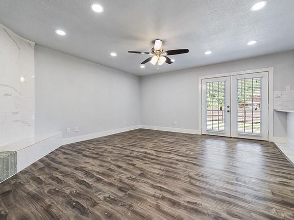 5th image of 1118 Coffeyville Trl