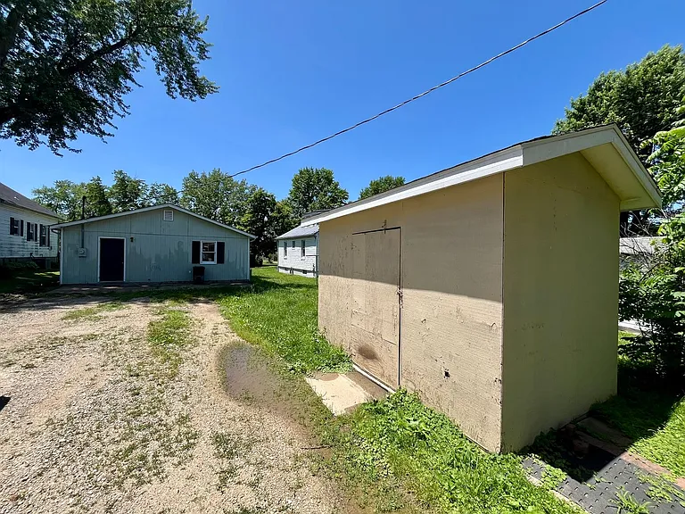904 Springfield Rd — Photo 12