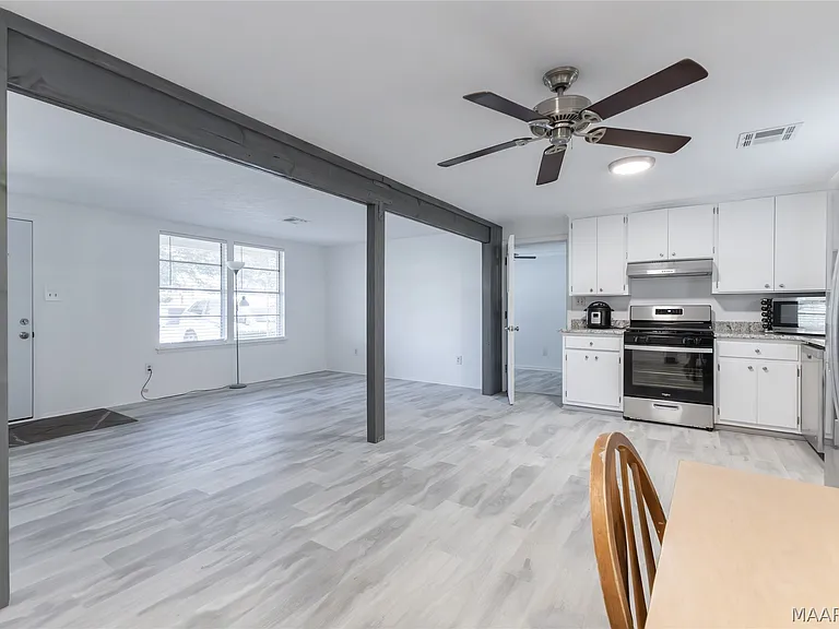 617 Wisteria Rd — Photo 15