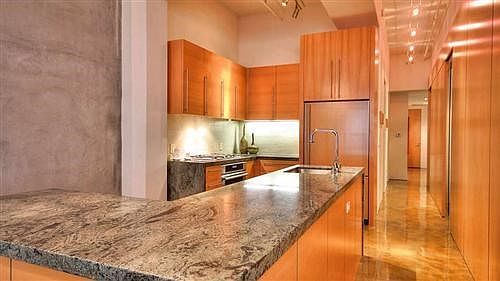 2nd image of 410 Jessie St #201