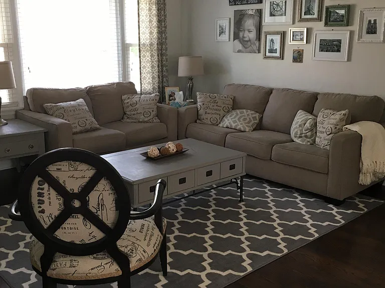 637 S Sappington Rd — Photo 3
