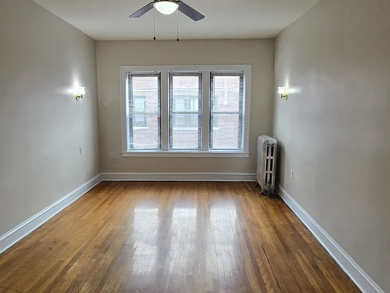 1370 W Estes Ave #3S — Photo 1