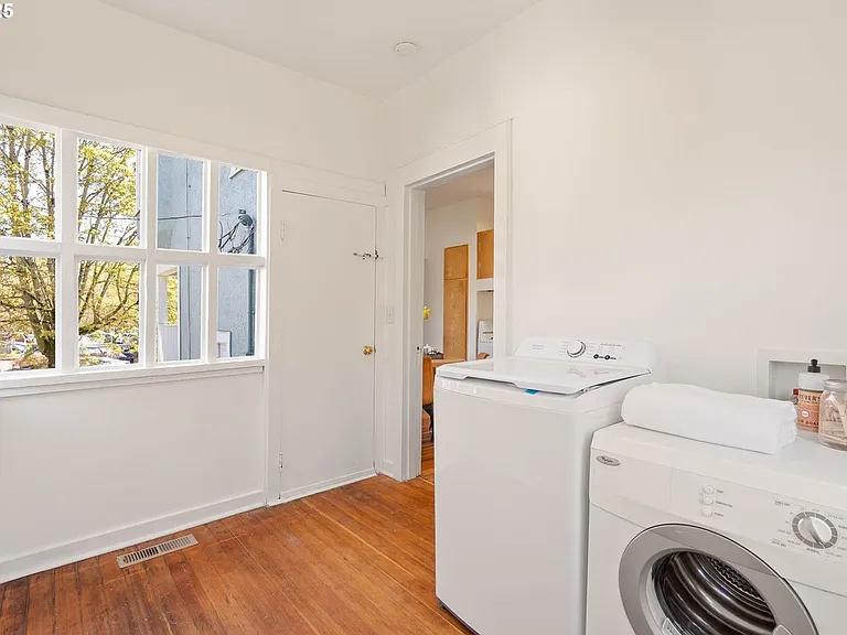 5705 N Albina Ave #1 — Photo 18