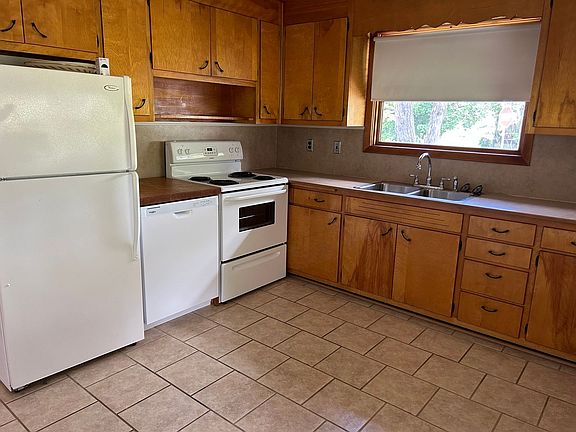 5th image of 1355 Warpath Dr