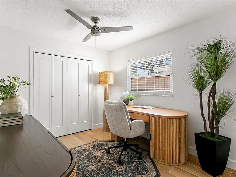 508 Columbia Dr — Photo 26