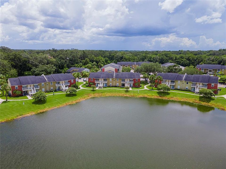 1st image of 302 LAKE PARSONS GREEN #107
