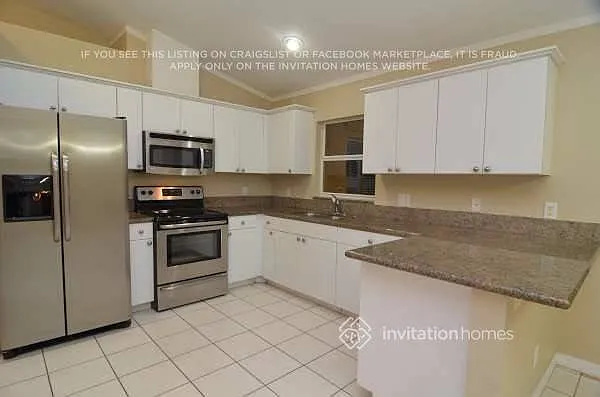4010 SW 1st Ave — Photo 5